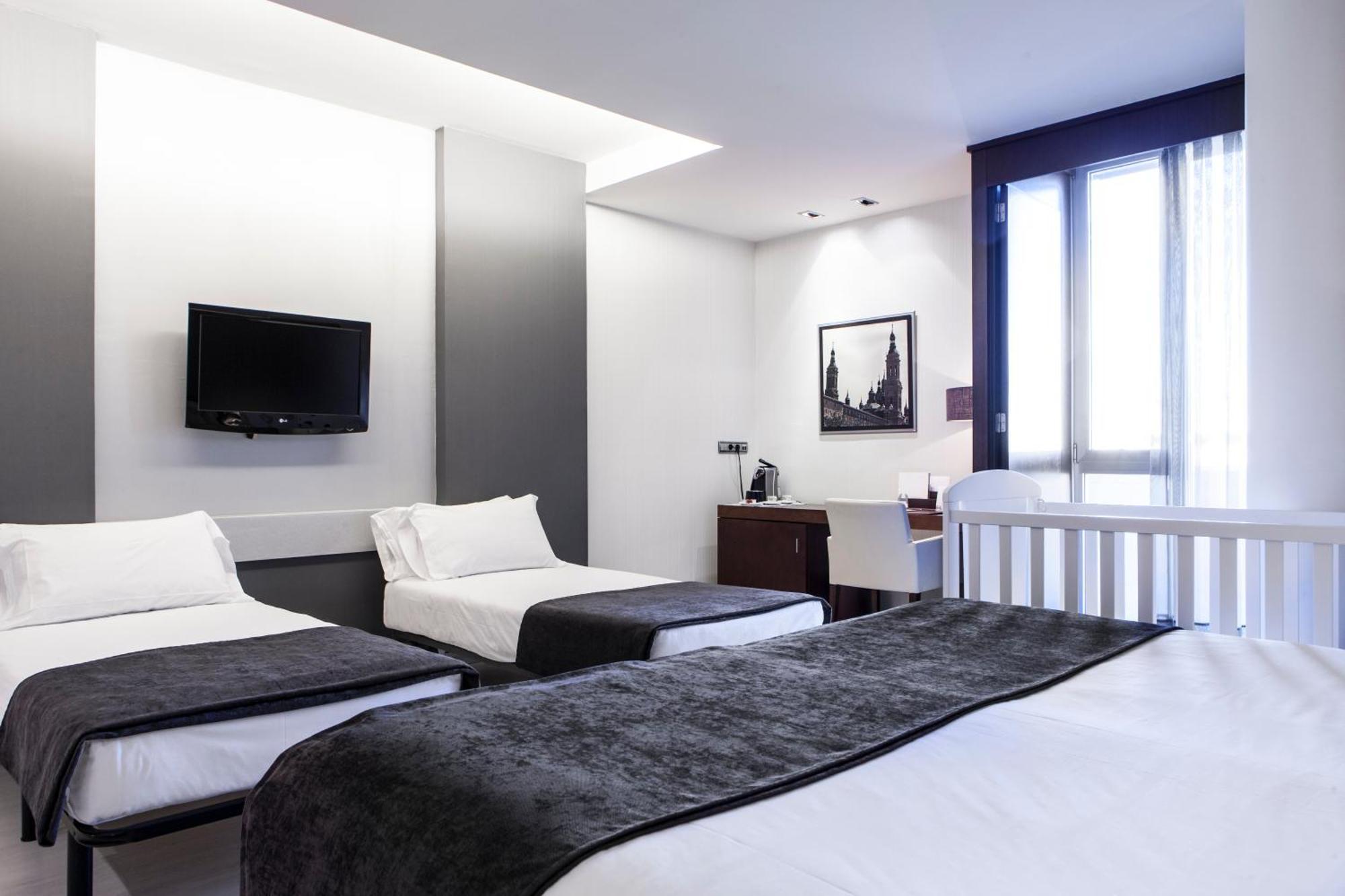 Hotel Diagonal Plaza Σαραγόσα Δωμάτιο φωτογραφία