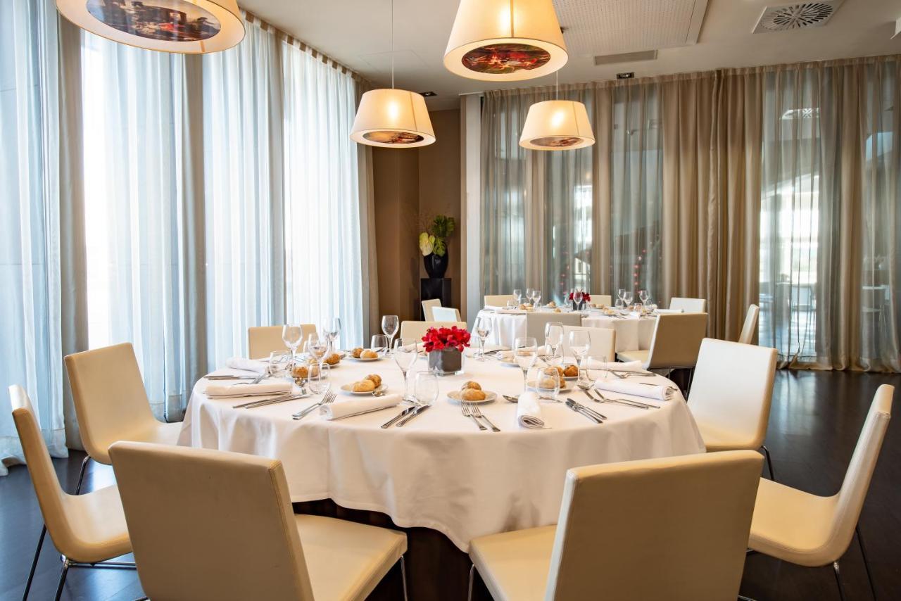 Hotel Diagonal Plaza Σαραγόσα Εξωτερικό φωτογραφία